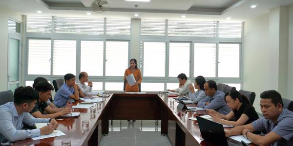 Đoàn giám sát của HĐND tỉnh Giám sát công tác cải cách thủ tục hành chính tại Sở Xây dựng