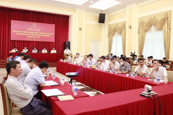Hội nghị triển khai Đề án “Đầu tư xây dựng ít nhất 1 triệu căn hộ nhà ở xã hội cho đối tượng thu nhập thấp, công nhân khu công nghiệp giai đoạn 2021-2030”.