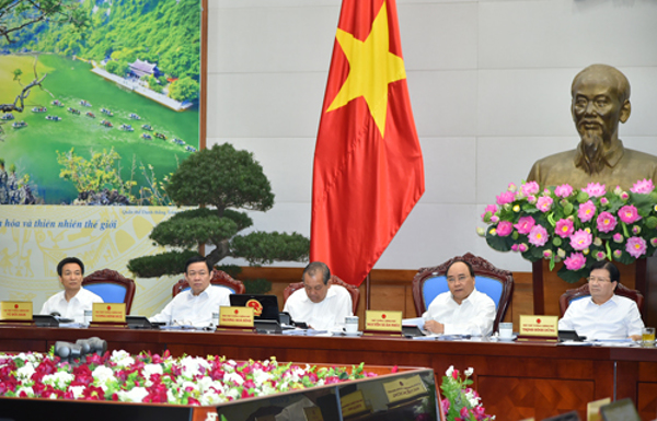 Thủ tướng Chính phủ Nguyễn Xuân Phúc: Không được gò bó, trói buộc trong phát triển Kinh tế - Xã hội..
