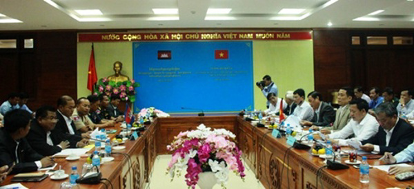 Tỉnh Đắk Lắk và Mondulkiri ký kết Bản ghi nhớ hợp tác năm 2018