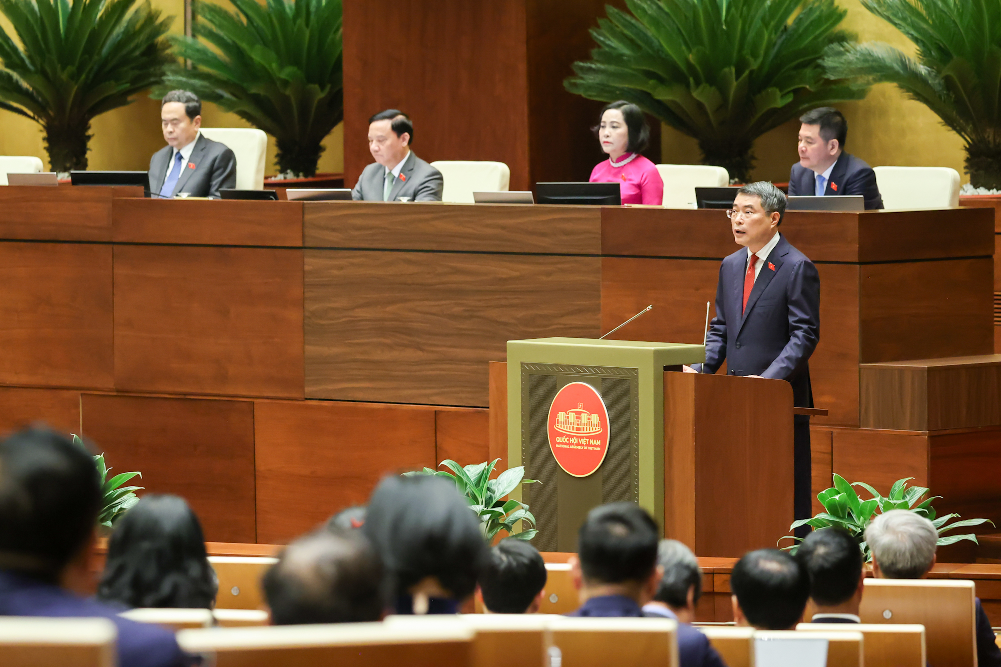 TTg Le Minh Hung 2.jpg
