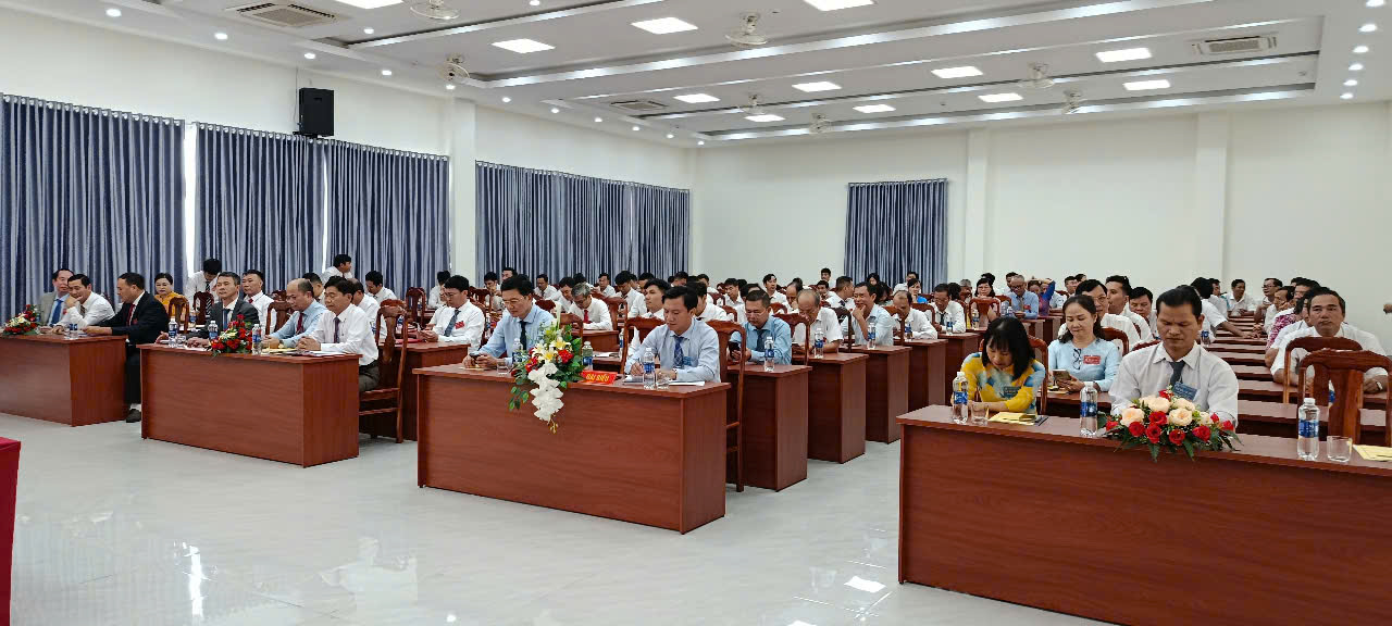 quang canh hoi nghi 3.jpg